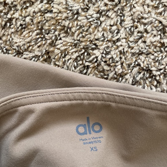 NEW Alo Yoga Two-Tone Leggings - Picture 8 of 9